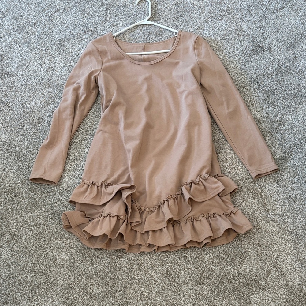 Tan ruffle dress with pockets